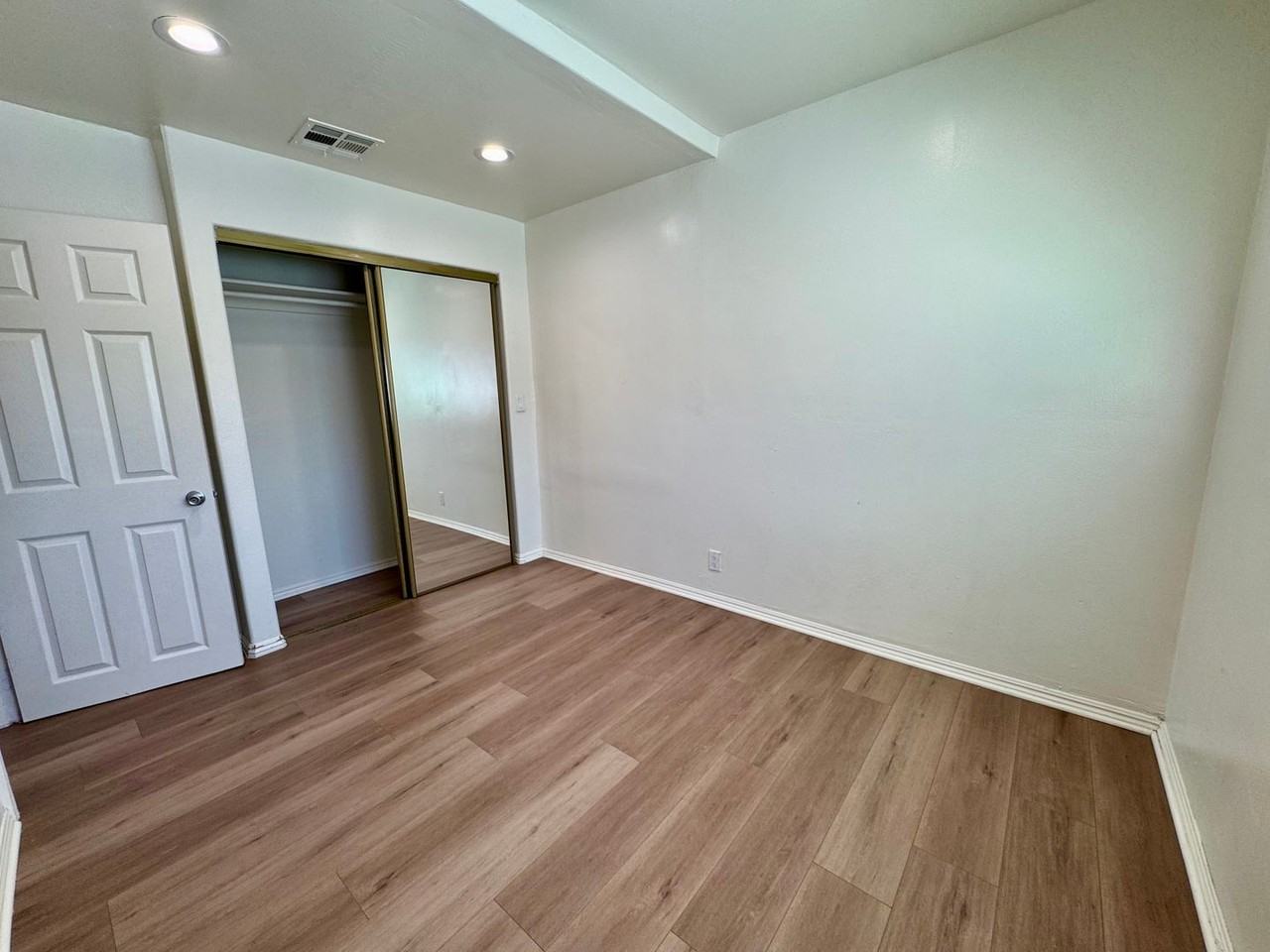 514 Hill Dr #B - Photo 6 of 10