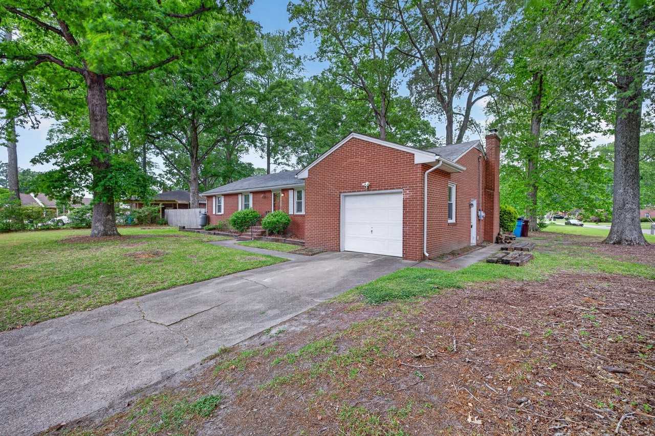 601 Rock Dr - Photo 2 of 26