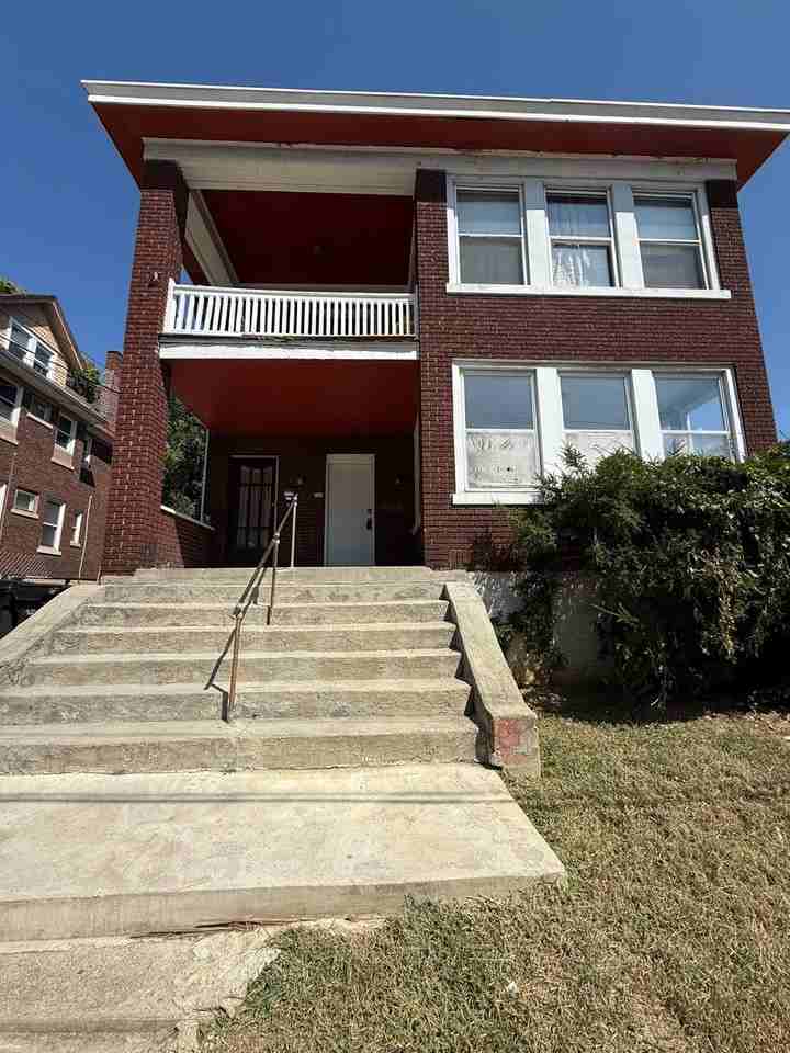 548 Carplin Pl