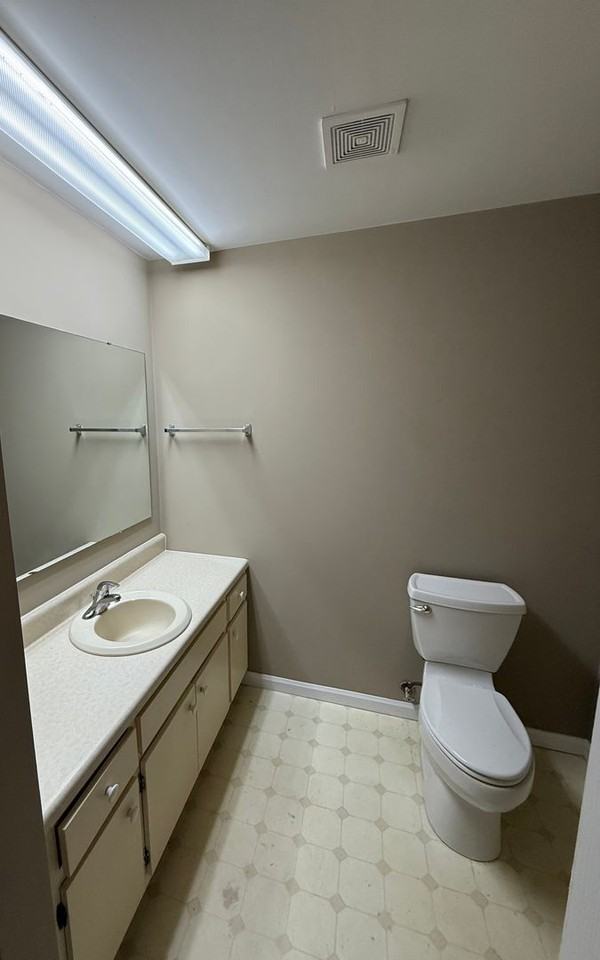 660 Museum Rd #1 - Photo 5 of 12