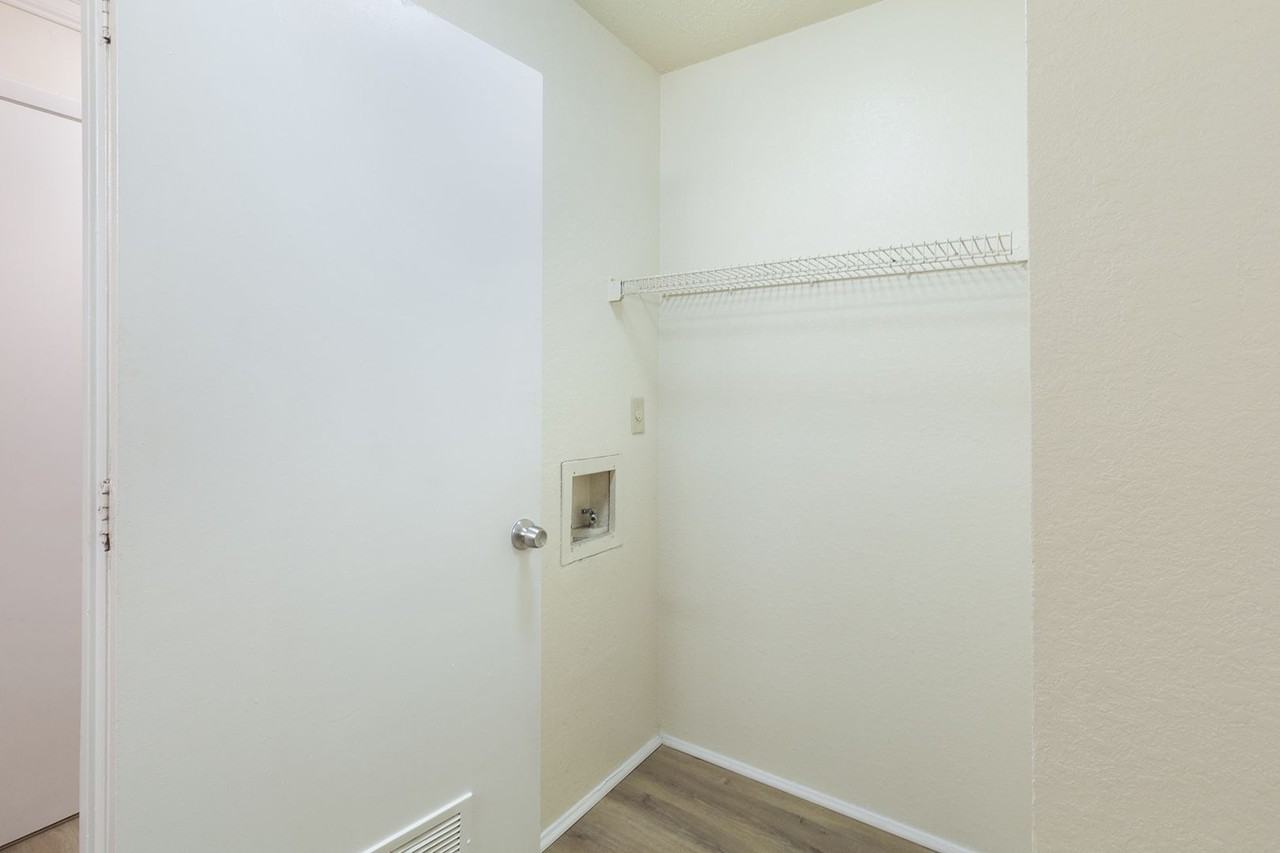 3109 Destin Cir - Photo 7 of 30