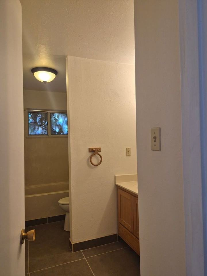 5832 Avenida La Barranca Nw - Photo 5 of 25