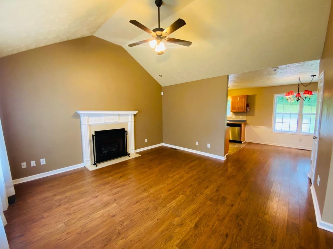 2754 Applemill Ct - Photo 5 of 26