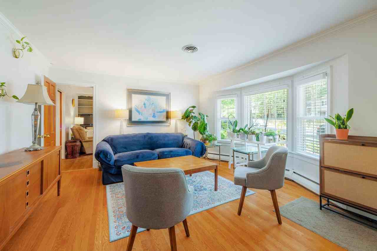 9508 Newhall Rd - Photo 4 of 37