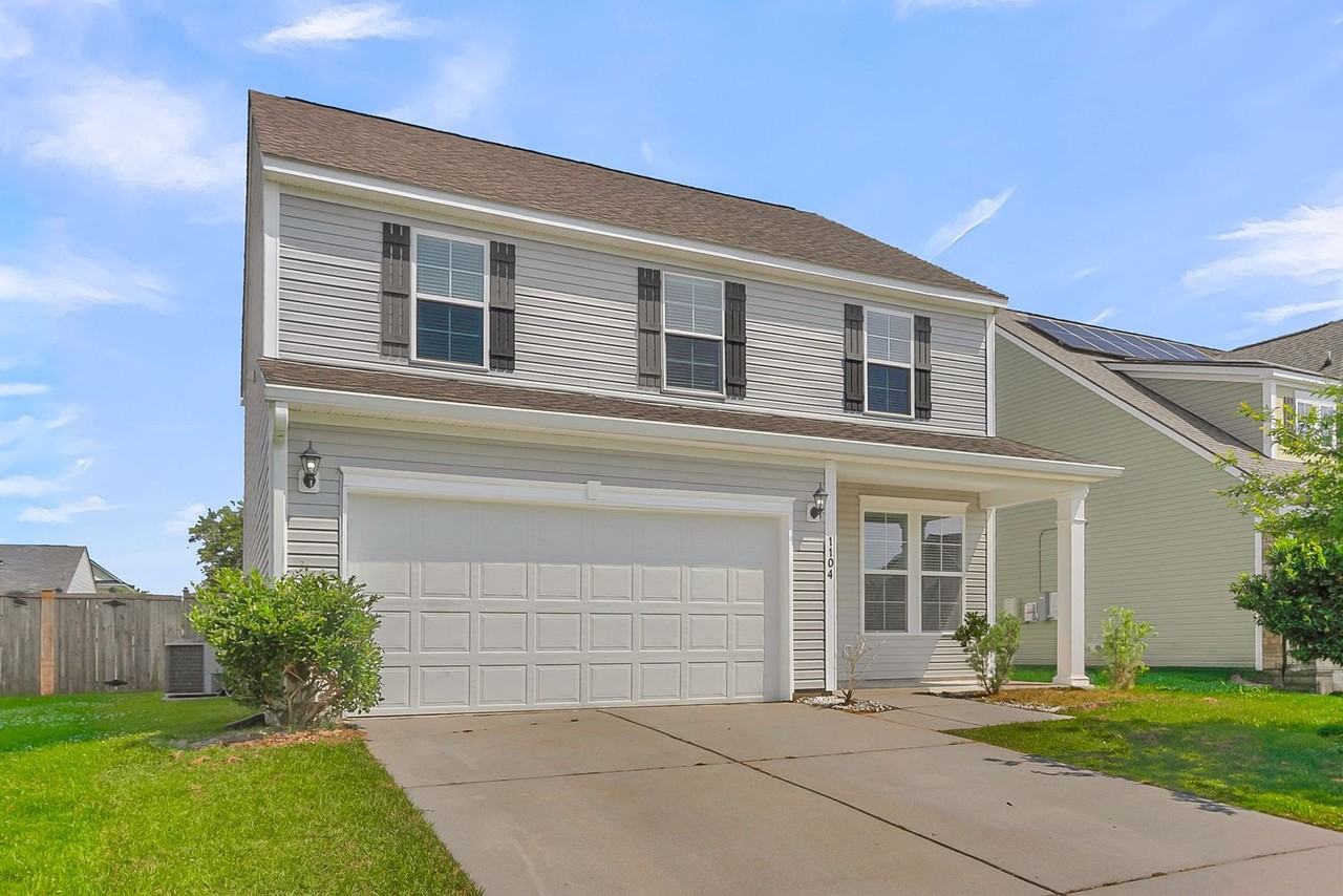 1104 Friartuck Trl - Photo 3 of 50