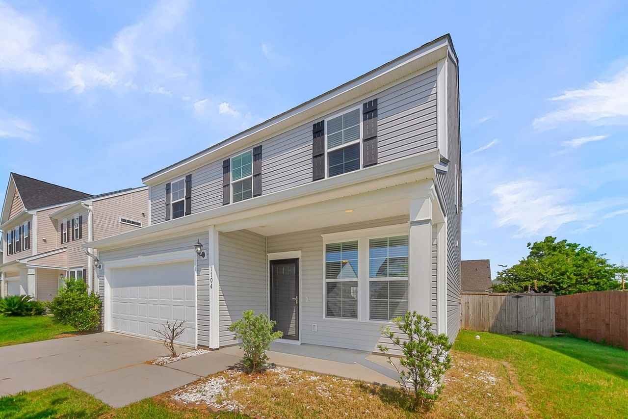 1104 Friartuck Trl - Photo 6 of 50