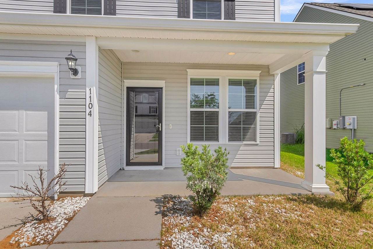 1104 Friartuck Trl - Photo 7 of 50