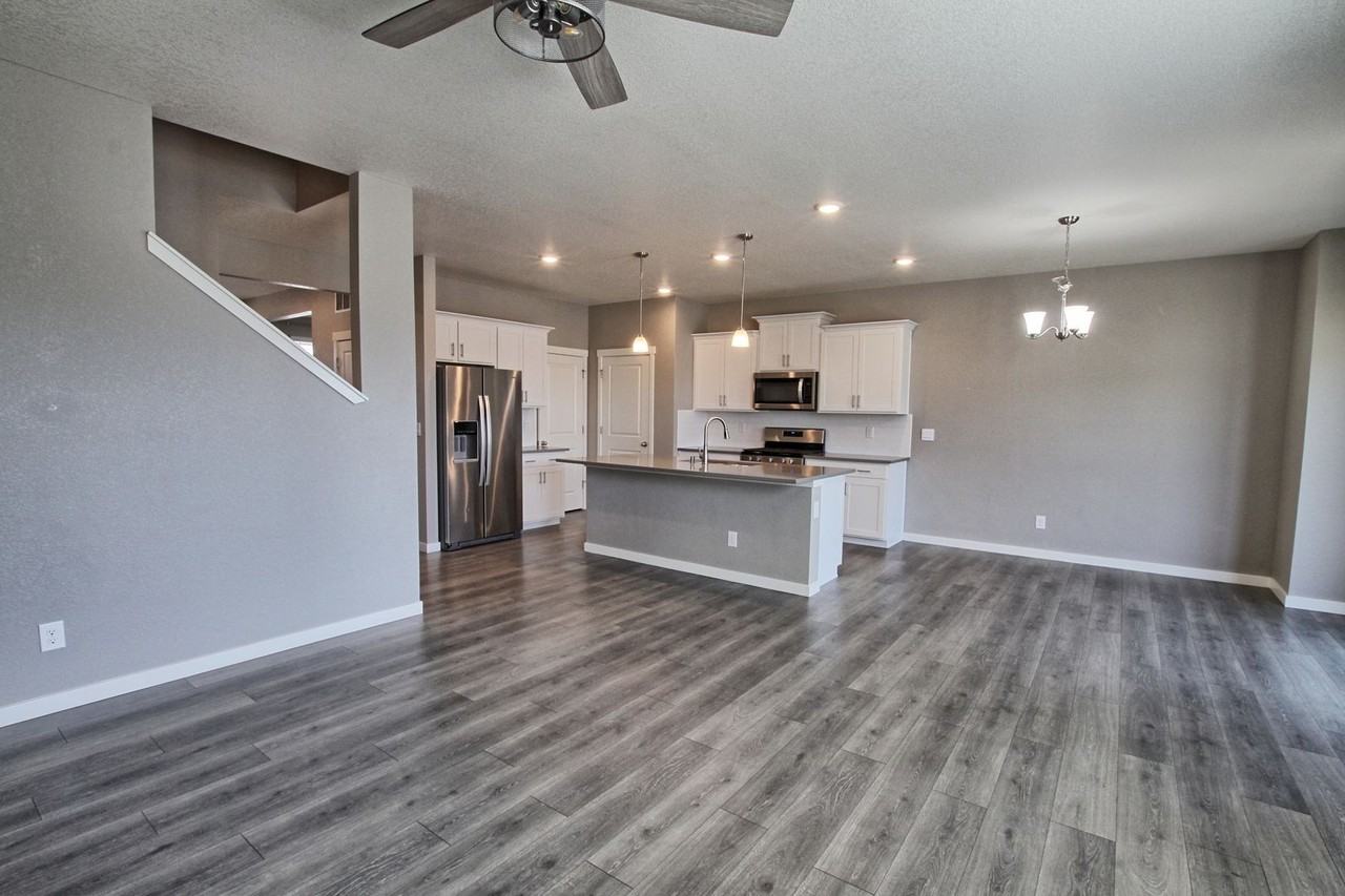 2248 2248 Rosette Ln  Castle Rock, CO 80104 - Photo 6 of 27