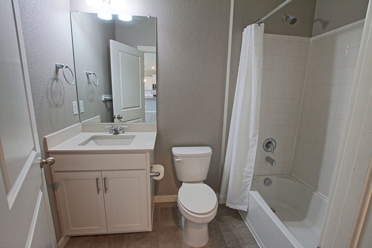 2248 2248 Rosette Ln  Castle Rock, CO 80104 - Photo 7 of 27