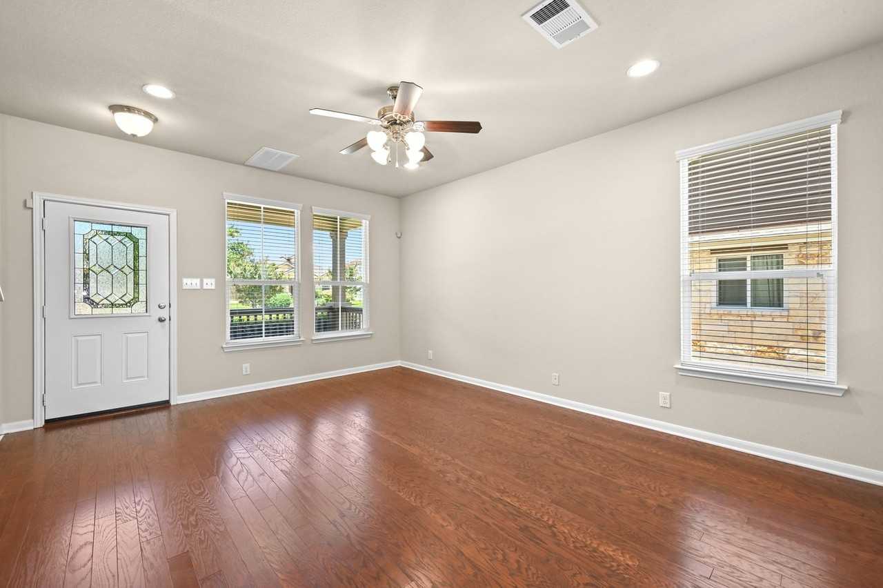 1804 Colorado Bend Dr - Photo 4 of 34
