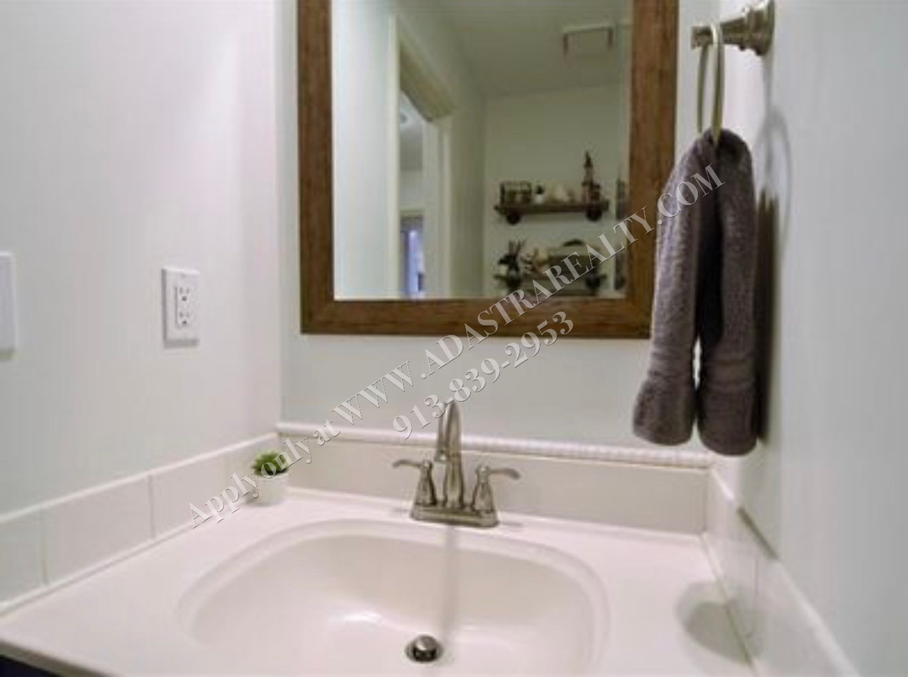 16112 W 141st Ter - Photo 7 of 22