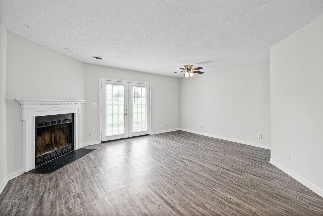 105 Greenland Ct - Photo 6 of 30