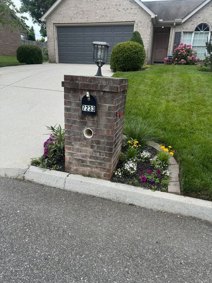7233 Sorrenta Rd - Photo 2 of 28
