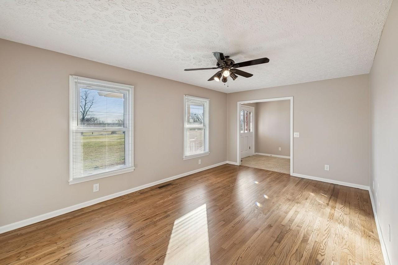 353 Branham Mill Rd - Photo 7 of 50