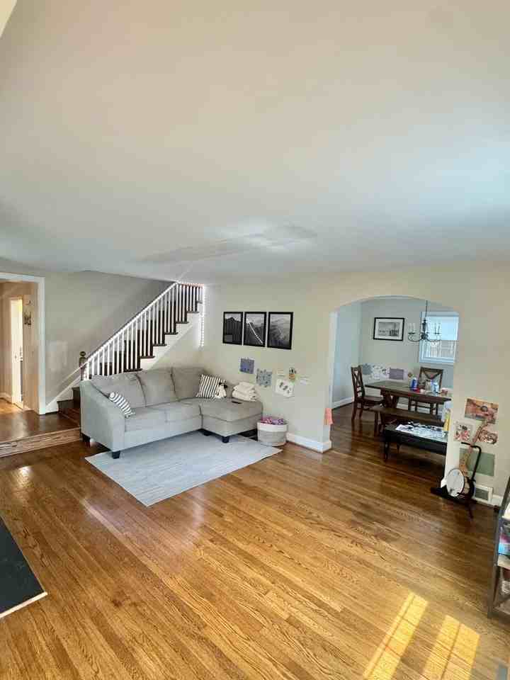 42 S Park Dr - Photo 3 of 15
