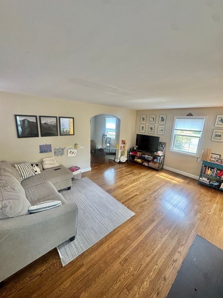 42 S Park Dr - Photo 4 of 15