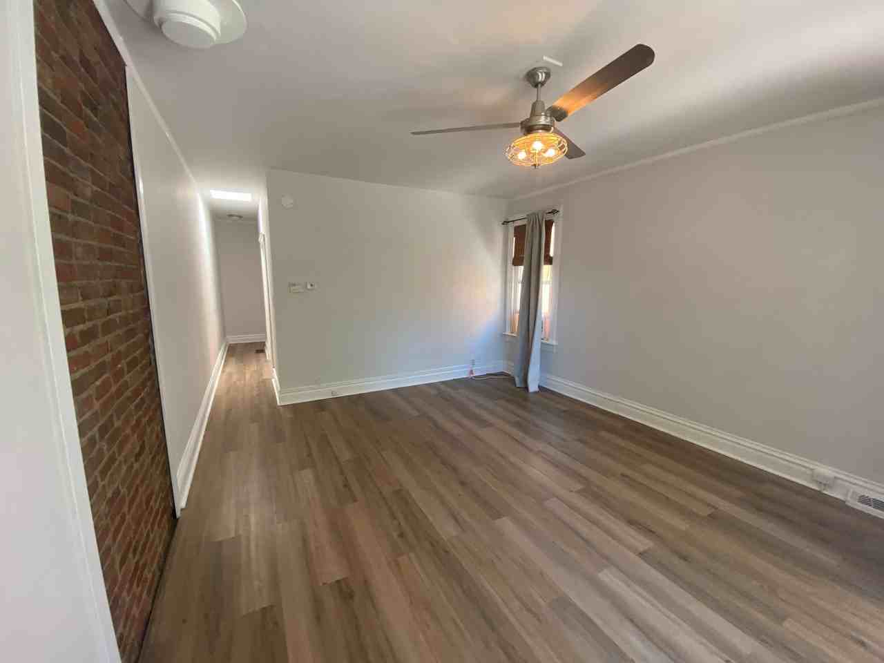 1019 S Clarkson St - Photo 5 of 22