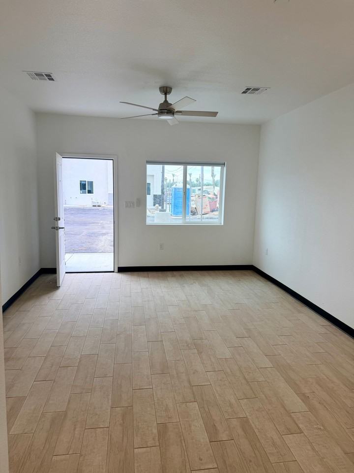 Brand New 2 Bedroom 2 Bath gated community apartments. - Photo 4 of 19