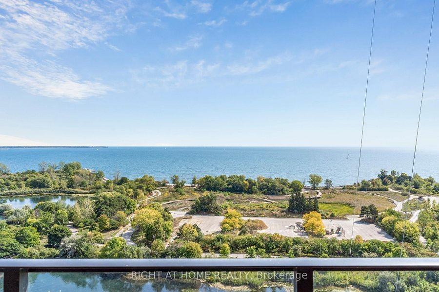 20 Shore Breeze Drive - Photo 2