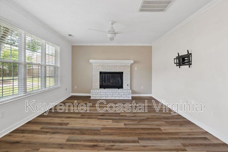 1473 Levy Ct - Photo 6 of 19