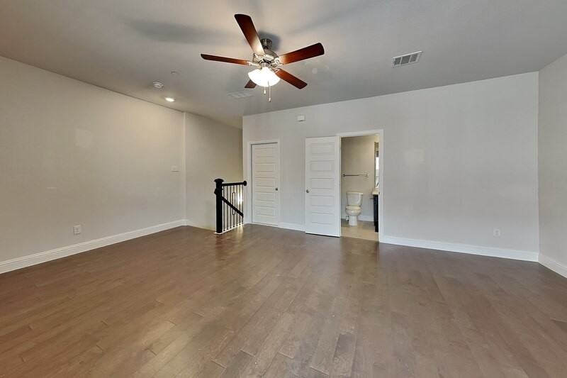 4417 Benton Ln - Photo 4 of 22
