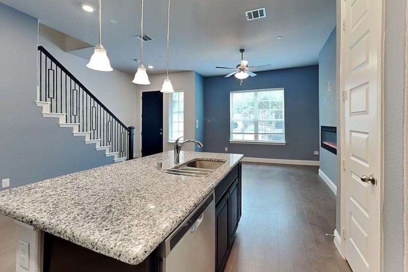 4417 Benton Ln - Photo 6 of 22