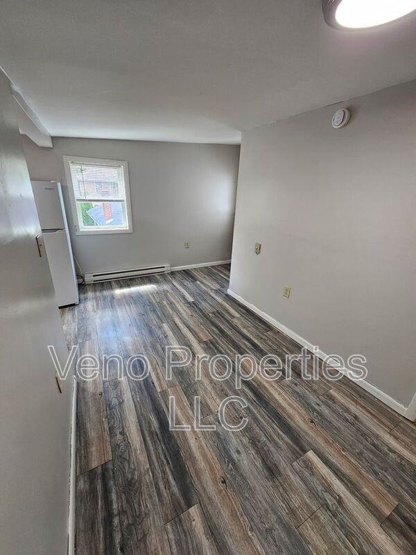 17 Avenue A #D - Photo 3 of 6