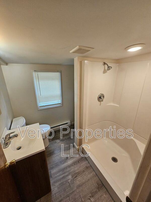 17 Avenue A #D - Photo 6 of 6