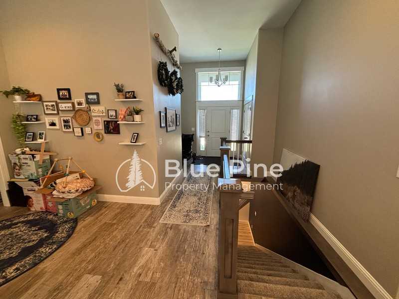 5506 Eaglewood Dr - Photo 2 of 25