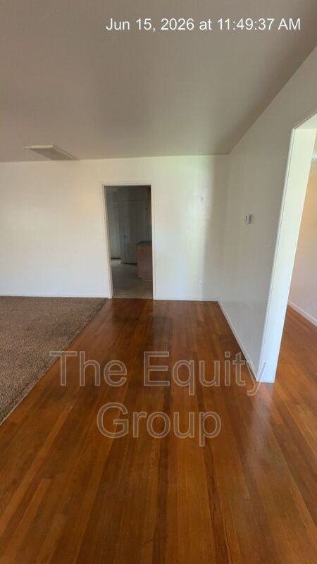 1325 S Crowe St - Photo 3 of 16
