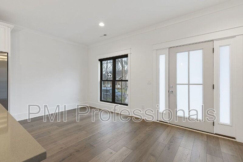 909 E State St - Photo 6 of 39
