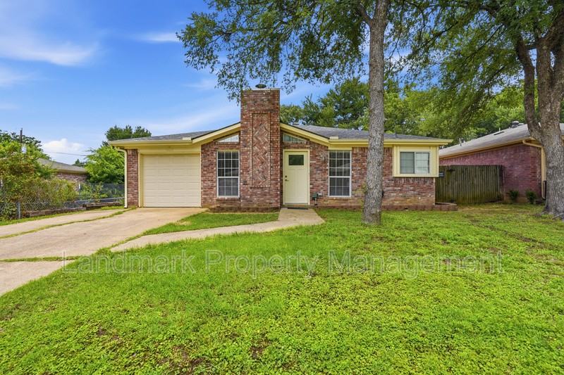 1122 Hidden Creek Dr - Photo 4 of 25