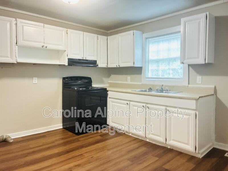 403 S Yates St - Photo 3 of 21