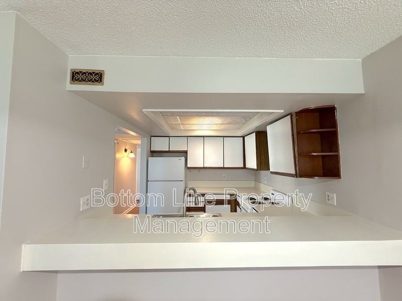 1831 J Julian Ln #D - Photo 4 of 13