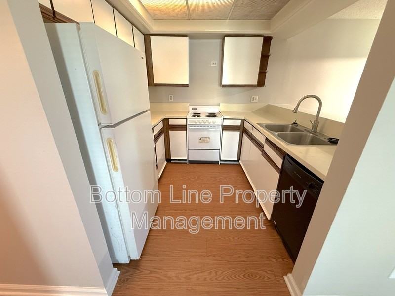 1831 J Julian Ln #D - Photo 5 of 13