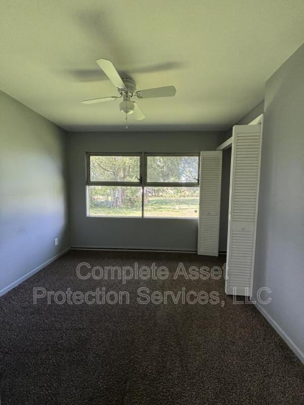 910 W 56th Ave - Photo 4 of 6