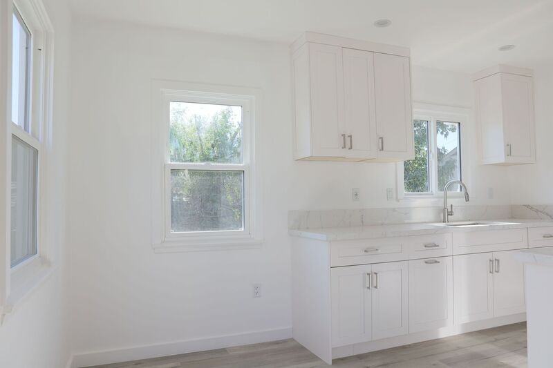 276 Los Angeles Ave #A - Photo 5 of 12
