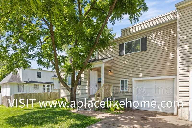9702 Shepherds Dr
