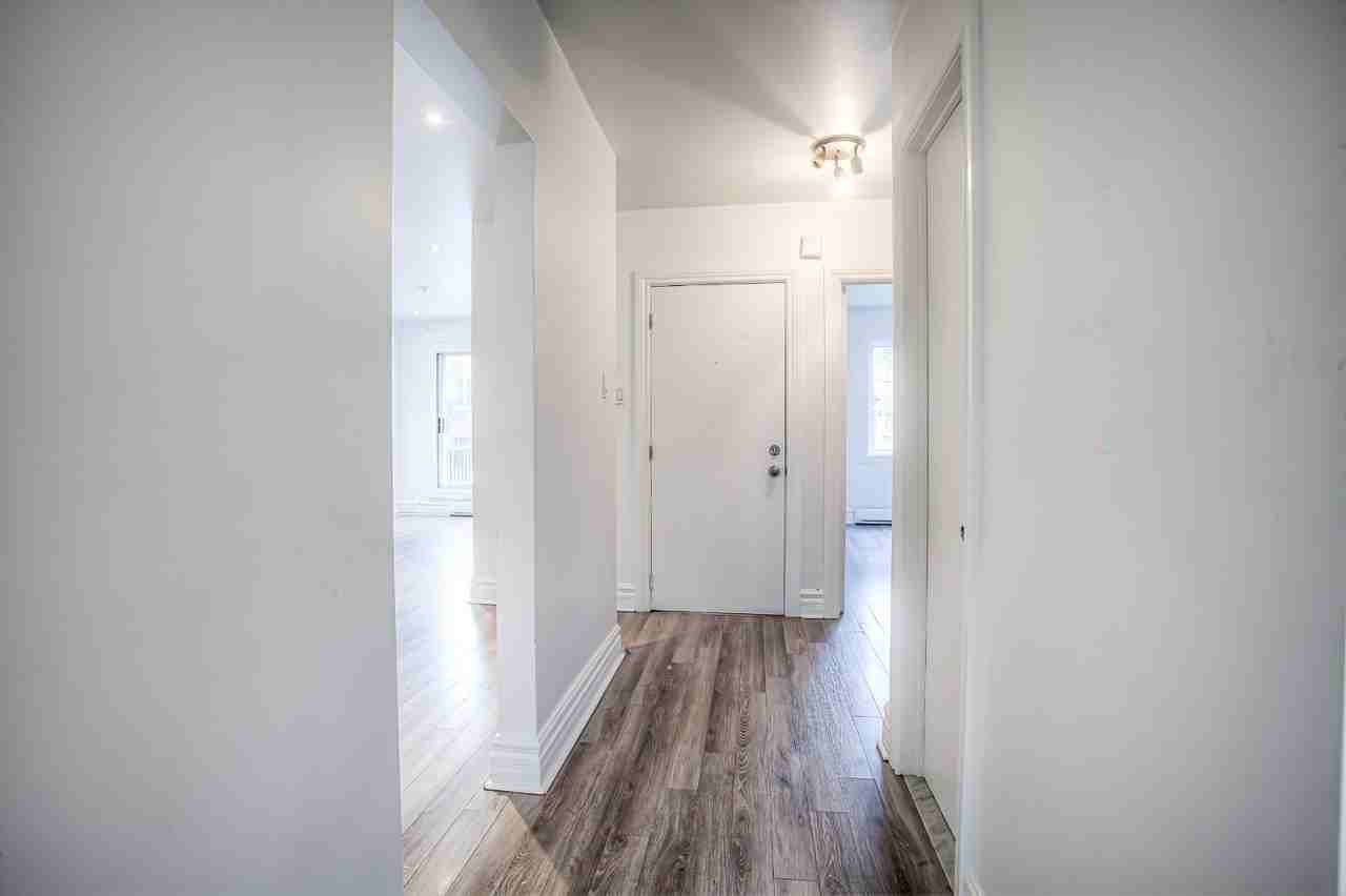 981 Avenue Harvard - Photo 9