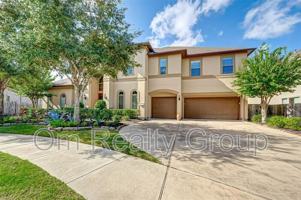 featured image of 2910 Cotswold Ln