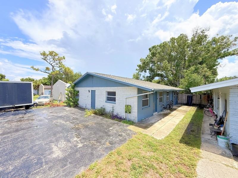 3716 137th Ave - Photo 3 of 48