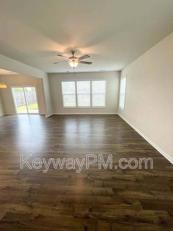 4136 Thimbleberry Dr - Photo 4 of 24