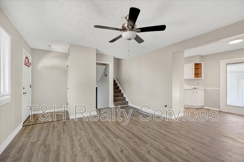 5527 S Kealing Ave - Photo 5 of 24