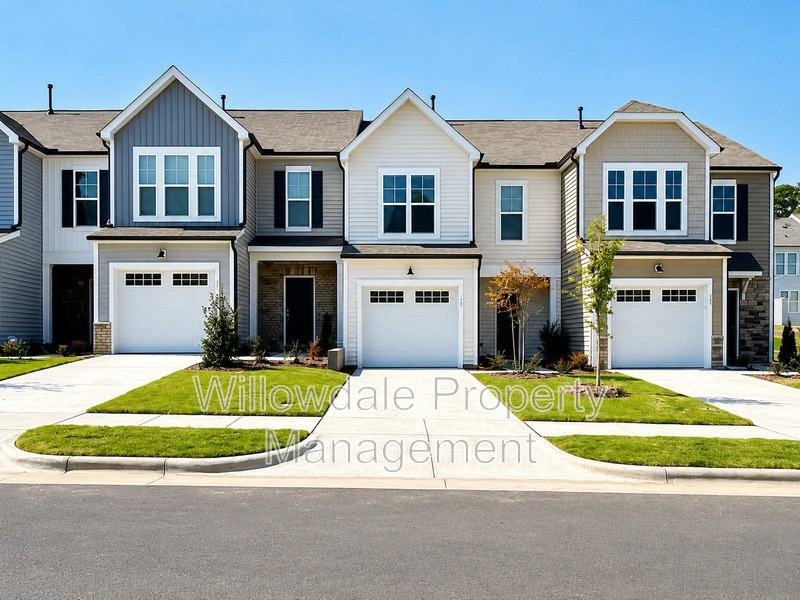 125 Woodford Reserve Ct