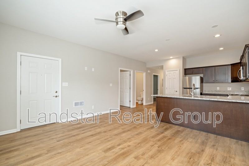 7310 Tiger Way #102 - Photo 7 of 28