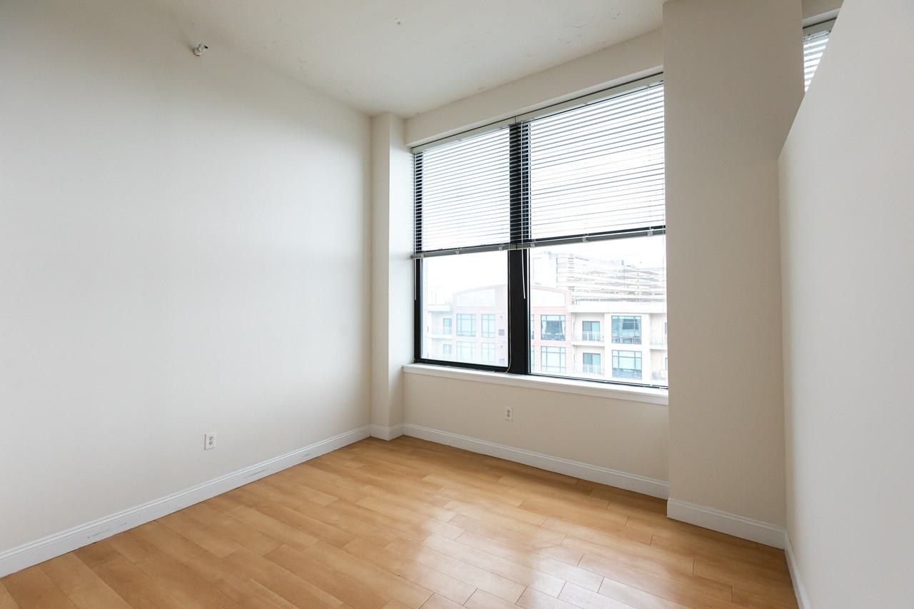 The Lofts of Garfield - Photo 7 of 50