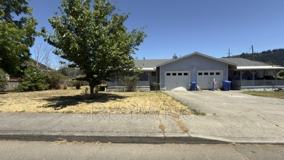 550 Se Center St - Photo 1 of 1