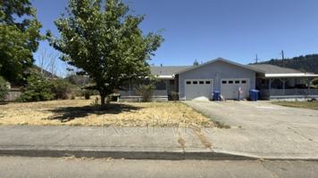featured image of 550 Se Center St