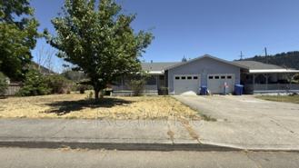 550 Se Center St - Photo 1 of 1