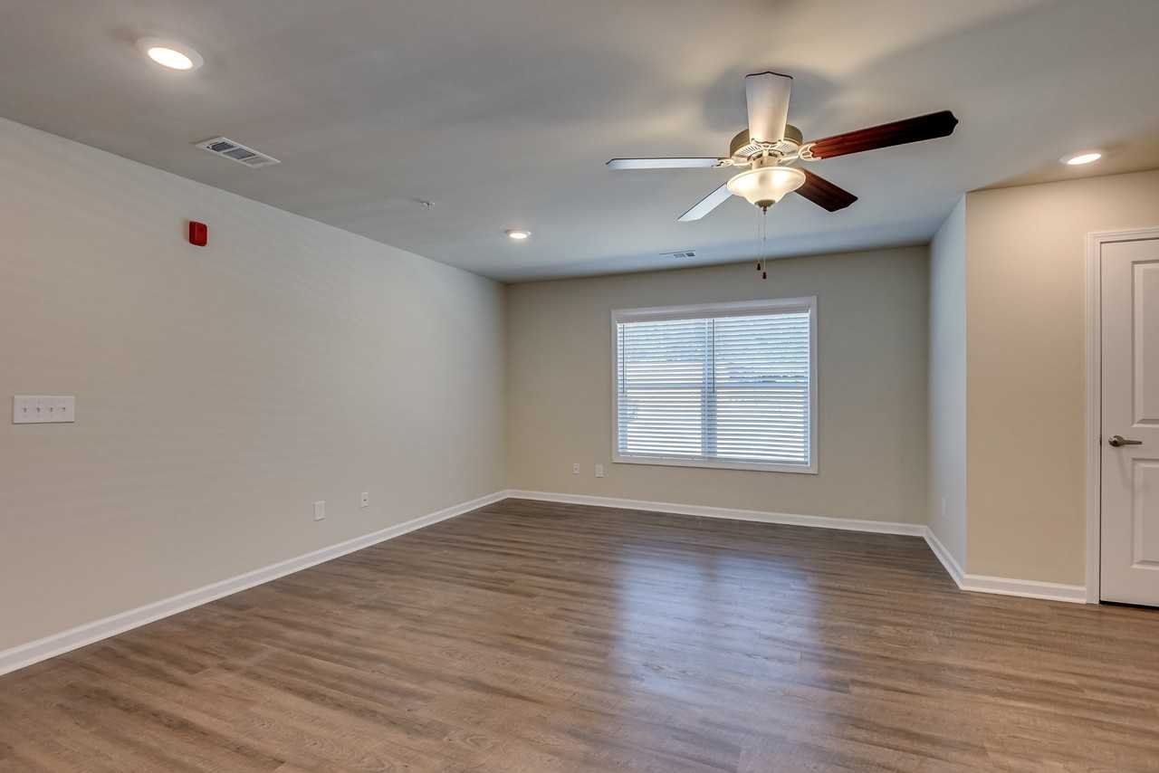 Woodberry Apartments - Photo 6 of 50
